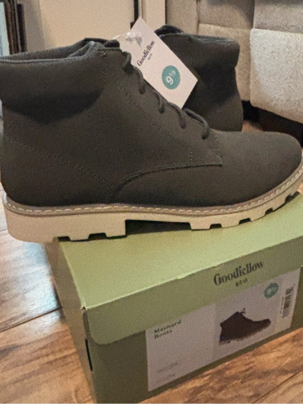 Goodfellow & Co Men’s Charcoal Chukka Boots